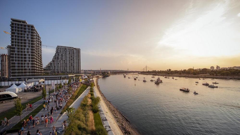 Lolita Lux - Waterfront Apartment Belgrad